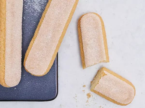 Pișcoturi înmuiate în lapte