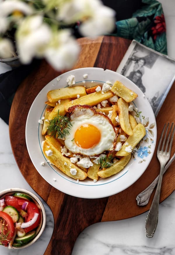 Cartofi Prăjiți cu Ouă