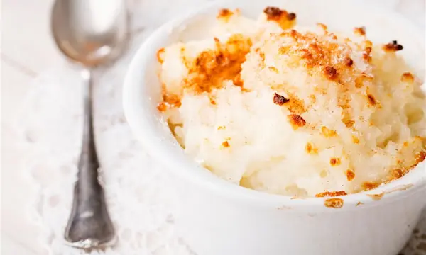 Budincă de orez cu vanilie (după 10 luni)