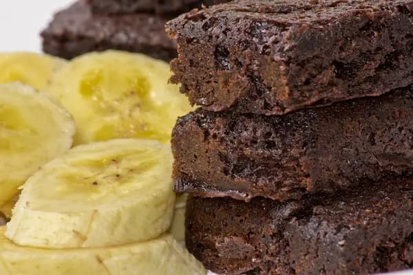 Negresă cu banană și cacao